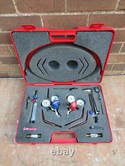 A Very Good Oxy Acetylene Gas Welding Cutting Torch Set With Boc Regulators