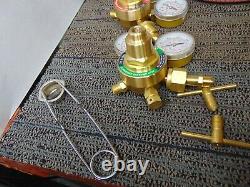 Cutting/Welding Torch F20 (SA11079) & Gas Regulator Gauges 63393 withHoses - F22