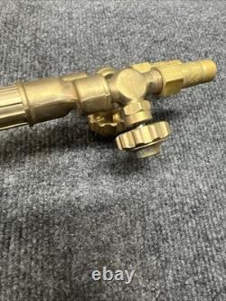 Oxweld Victor Style Cutting Welding Torch (644047-A Attachment) (64407-O Handle)