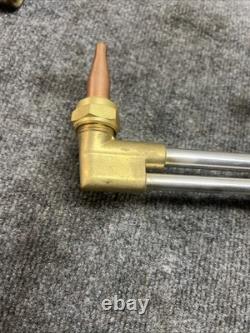 Oxweld Victor Style Cutting Welding Torch (644047-A Attachment) (64407-O Handle)