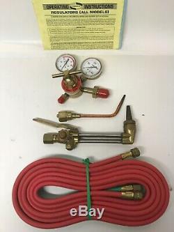 UNIWELD MR8211 Acetylene Regulator, Cutting / welding Torches With Hoses