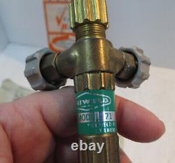 Uniweld Welding Used Model 71 Cutting Brazing Torch Handle and New Type 17 Tip