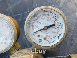 Victor Cutting Welding Torch 100C MS, Regulators 250 80 540, 250 15 510, Hoses