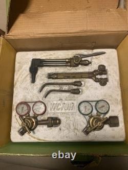Victor Performer Welding & Cutting Outfit CA1260 J100 SR5B SR6B Torch Kit with Box