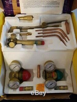 Vintage Air Products Oxy Acetylene Cutting & Welding torch Set /Kit NOS