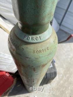 WELDING/CUTTING SET 125 TF OXYGEN & 250 75 TF ACETYLENE TANKS Exchangeable